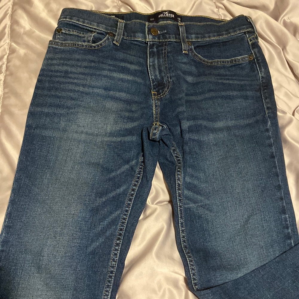 Dark wash Hollister skinny jeans Size 30x30